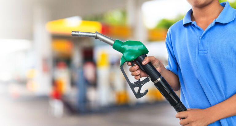 gasolina aditivada ou comum mitos e verdades